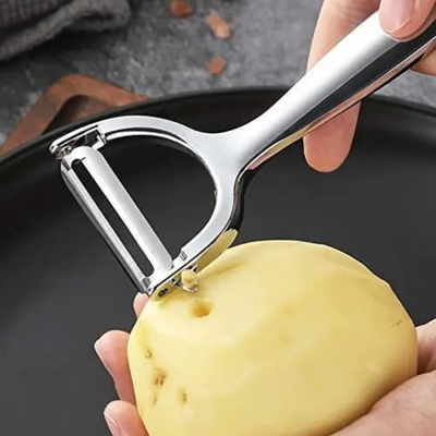 Eplucheur-legume-trou-de-creusement