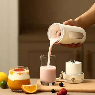 Blender smoothie avec ses 4 lames en acier inoxydable