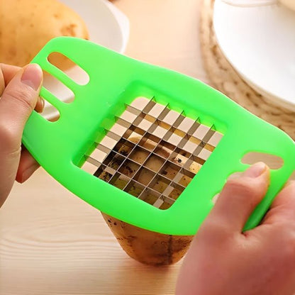 Coupe frite découpant des pommes de terre en bâtonnets uniformes