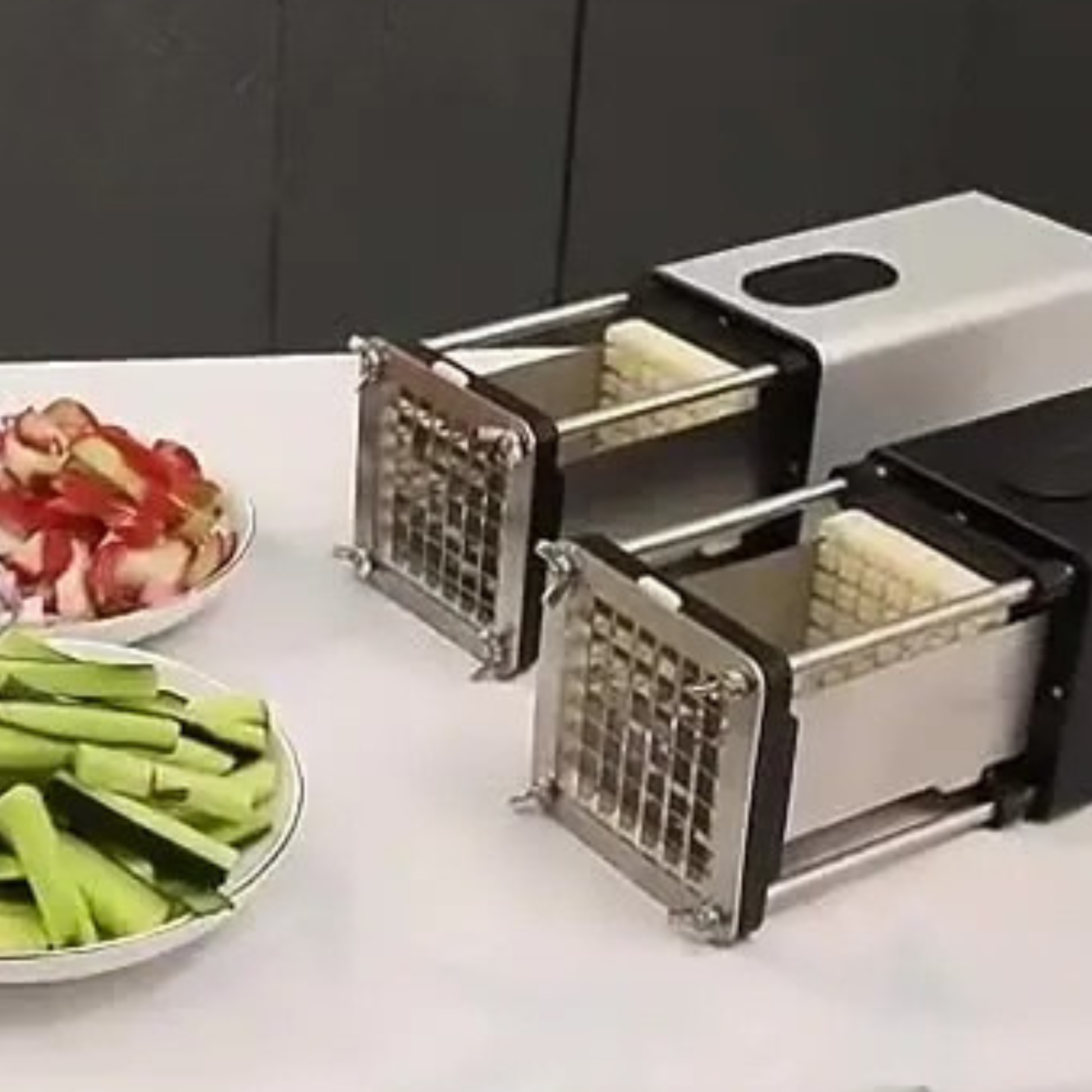 Coupe frite electrique noir et gris