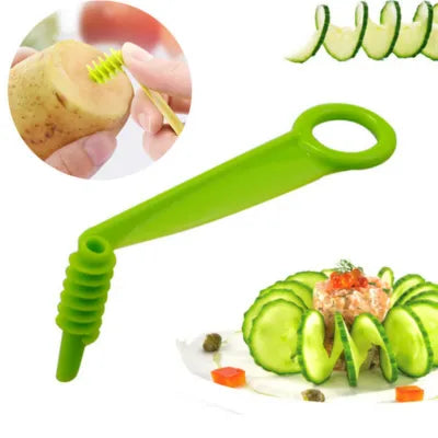 Coupe légumes spirales en action sur une pomme de terre