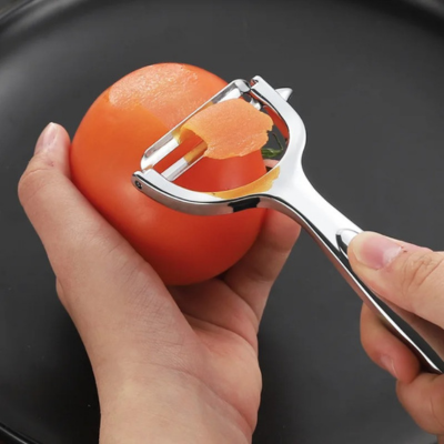Eplucheur-legume-tomate