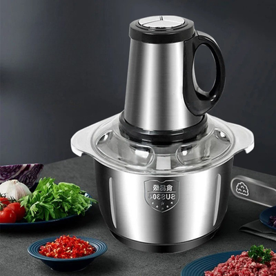 Hachoir-a-viande-en-inox