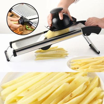 Mandoline-professionnelle-avec-protège-doigts