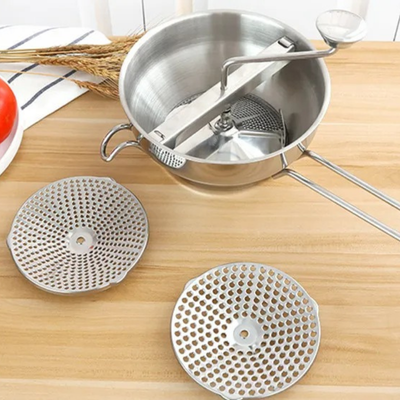 Moulin à légumes avec  manivelle démontable facilement