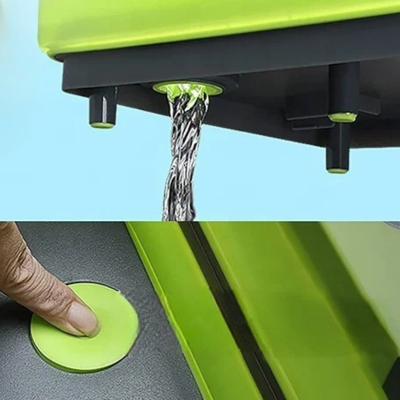 Planche-a-decouper-avec-un-bouchon-de-drainage-vert