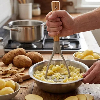 Presse-purée avec une manche ergonomique
