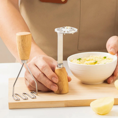Presse-purée Manuel Inox et manche en bois