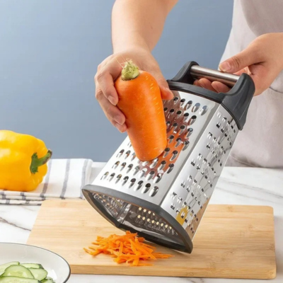 Râpe  à carottes facile à utiliser