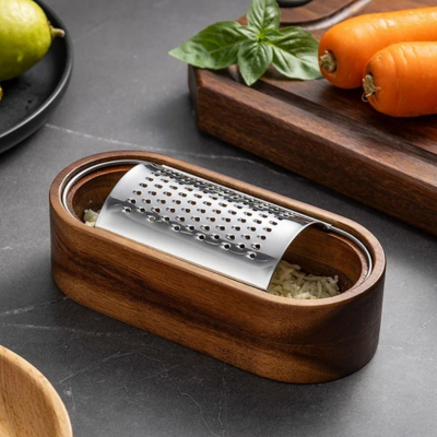 Râpe  à fromage en Bois d'Acacia et Acier Inoxydable polyvalente
