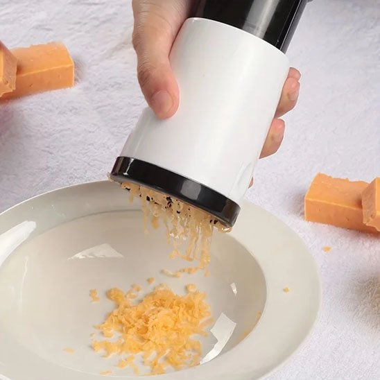 Râpe à fromage sécuritaire sans risque