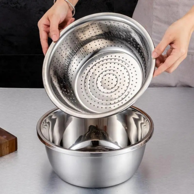 Râpe cuisine en inox