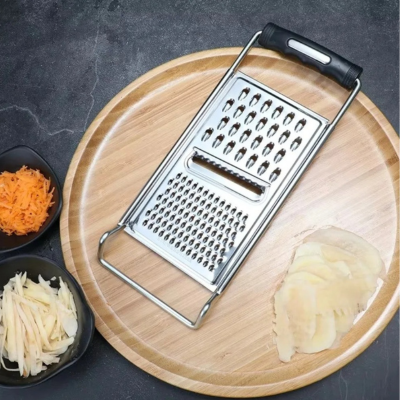 Râpe de cuisine multifonctions