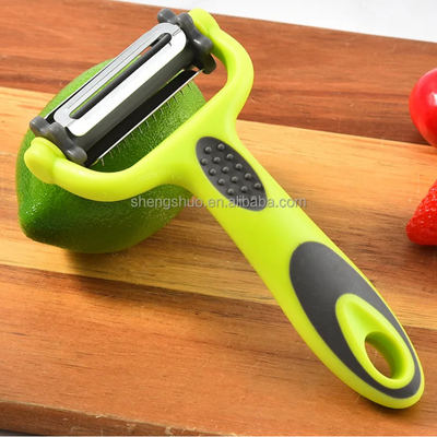 Épluche-légume-3-en-1