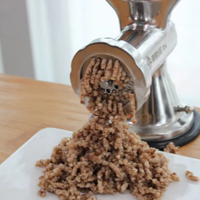 hachoir-a-viande-manuel-hache-viande