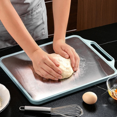 Planche-a-decouper-en-Inox