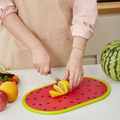 lanche-a-decouper-en-forme-de-pasteque-pratique