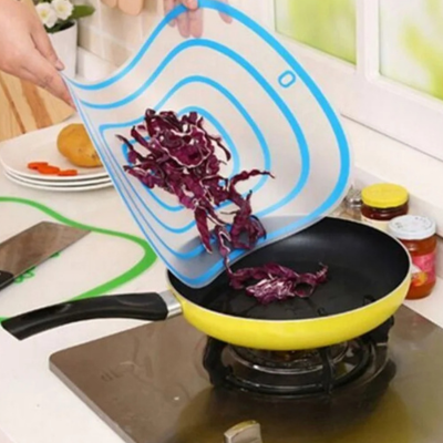 planche-à-découper-flexible-en-plastique