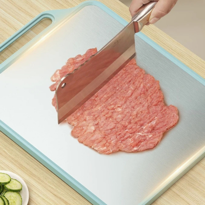 Planche-a-decouper-pour-viande-et-poisson