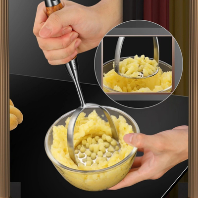 Presse purée créant une purée onctueuse et sans grumeaux